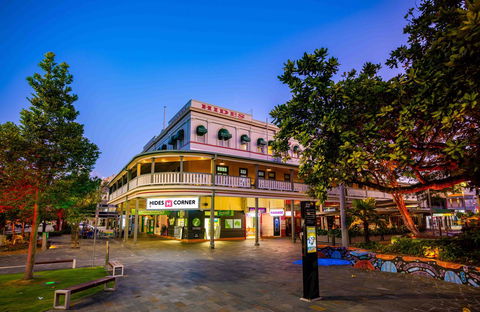 Hides Hotel - Holiday Adelaide 23