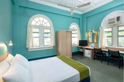Hides Hotel - Holiday Adelaide 20