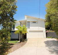 224 Centenary Heights Road Coolum Beach 500 Dollar Bond Linen Included - Holiday Adelaide