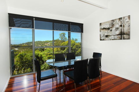 224 Centenary Heights Road Coolum Beach, 500 Dollar Bond, Linen Included - Holiday Adelaide 6