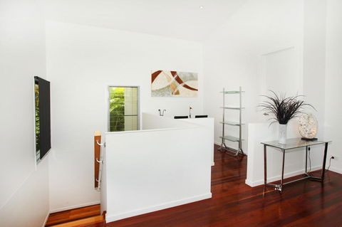 224 Centenary Heights Road Coolum Beach, 500 Dollar Bond, Linen Included - Holiday Adelaide 7