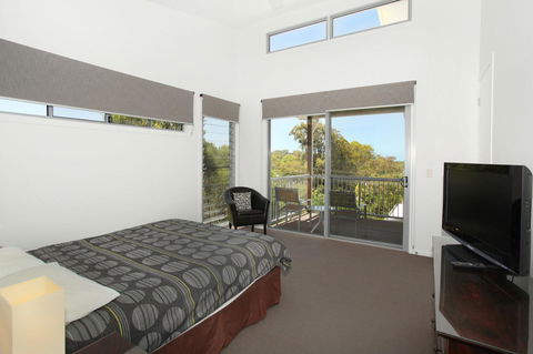 224 Centenary Heights Road Coolum Beach, 500 Dollar Bond, Linen Included - Holiday Adelaide 12