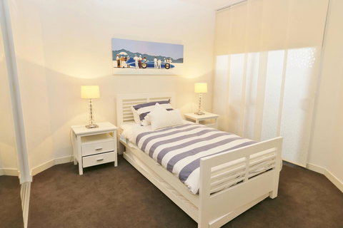 Dune On The Beach - Holiday Adelaide 5