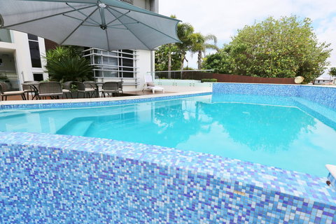 Dune On The Beach - Holiday Adelaide 2