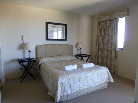 The Oasis Apartments - Holiday Adelaide 17