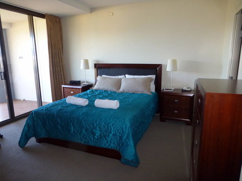The Oasis Apartments - Holiday Adelaide 6