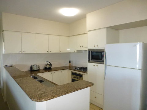 The Oasis Apartments - Holiday Adelaide 16
