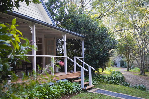 Curtis Falls Cottage - Holiday Adelaide 15