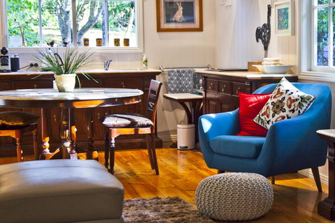 Curtis Falls Cottage - Holiday Adelaide 9