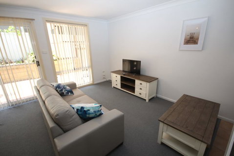 Waters Edge - Holiday Adelaide 3