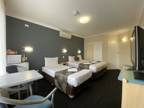 Welcome Inn 277 - Holiday Adelaide 1