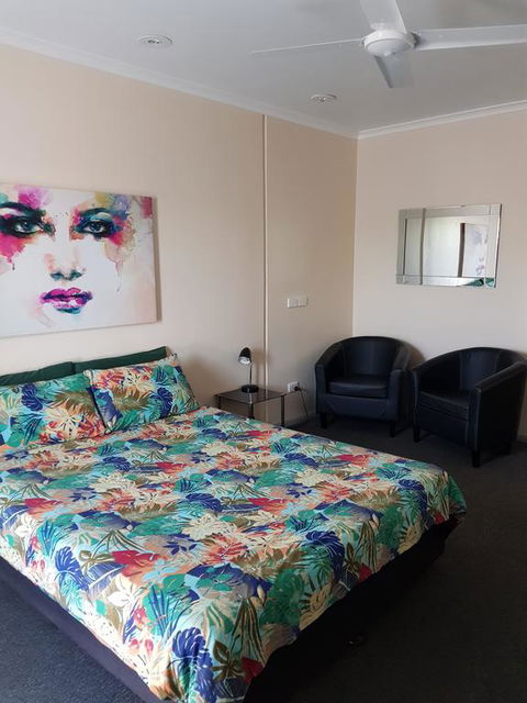 Wentworth Central Motor Inn - Holiday Adelaide 3