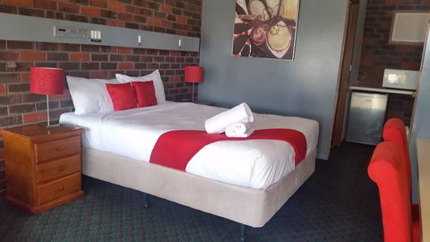 Wentworth Club Motel - Holiday Adelaide 1