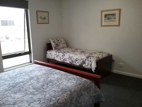 Wentworth Wharf B&B - Holiday Adelaide 0