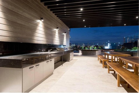 West End Executive Suite, On The Brisbane River. - Holiday Adelaide 3