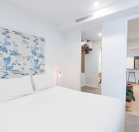 West End Executive Suite on the Brisbane River. - Holiday Adelaide