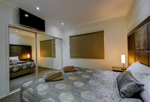 Western Downs Motor Inn - Holiday Adelaide 2