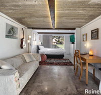 White Beach Studio - 42a Ash Street - Holiday Adelaide