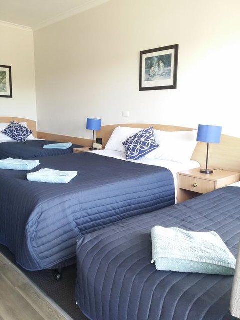 White Manor Motel - Holiday Adelaide 3