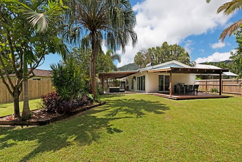 Whitsunday Palms - Holiday Adelaide 1