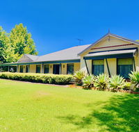 Willow Lodge - Holiday Adelaide