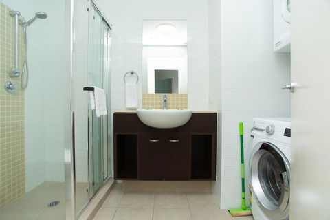Wings Resort - Private Apartments - Holiday Adelaide 2