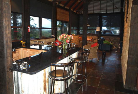 Wolfes Landing Eco Stay - Holiday Adelaide 1