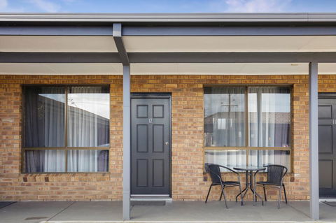 Wonthaggi Motel - Holiday Adelaide 2