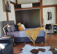 Woodwark Bay Retreat Airlie Beach - Holiday Adelaide
