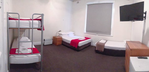 Wynyard Hotel - Holiday Adelaide 1