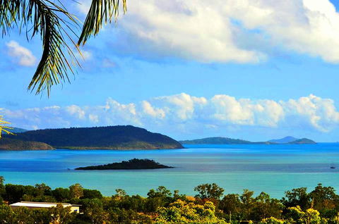 Yachtsmans Paradise, Whitsundays - Holiday Adelaide 0