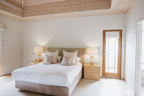 Yallingup Villas - Holiday Adelaide 2