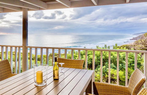 Yallingup's Best Located Beach House - Holiday Adelaide 3