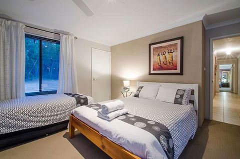 Yallingup Pet Friendly Bush Retreat - Holiday Adelaide 2