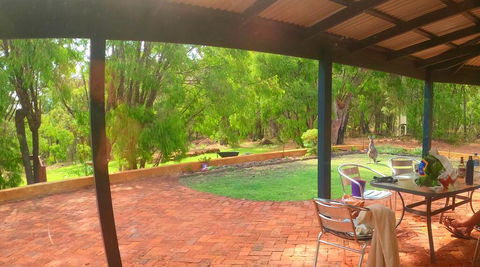 Yallingup Pet Friendly Bush Retreat - Holiday Adelaide 1