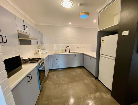Yamba Views Accommodation - Holiday Adelaide 1