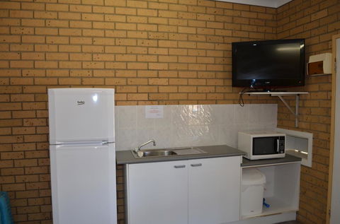 Yamba Motor Inn - Holiday Adelaide 3