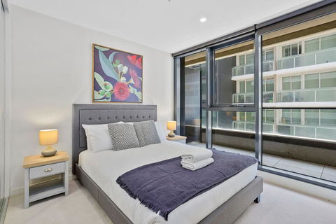 YARRA - YARRA Toorak Rd & Chapel St. Pool, Gym & Parking - Holiday Adelaide 2