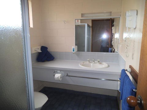 Yarragon Motel - Holiday Adelaide 0