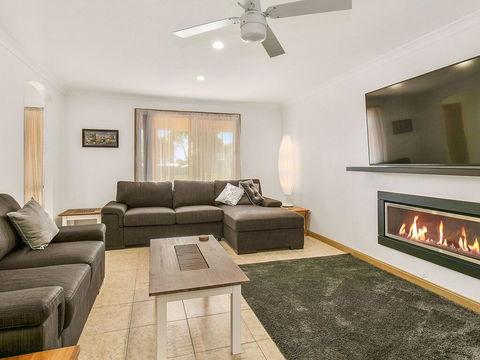 Yarramundi Retreat - Holiday Adelaide 0