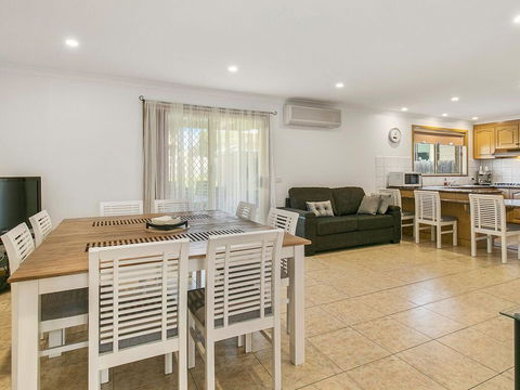 Yarramundi Retreat - Holiday Adelaide 1