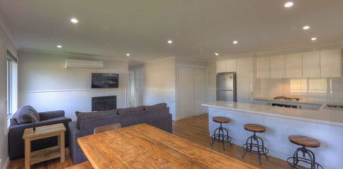 Yarrawonga Holiday Park - Holiday Adelaide 1