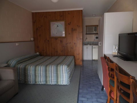 Yarragon Motel - Holiday Adelaide 3