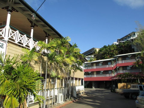 Yongala Lodge By The Strand - Holiday Adelaide 1