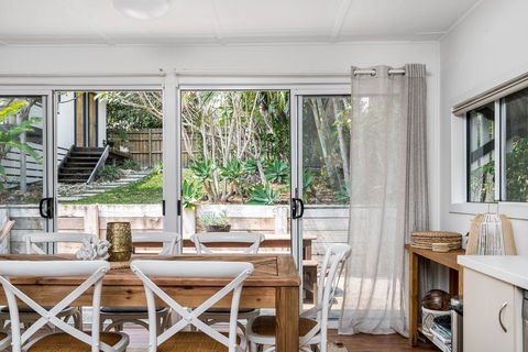 Your Luxury Escape - Salt Life - Byron Bay - Holiday Adelaide 2
