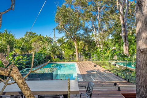 Your Luxury Escape - Tallowood - Suffolk Park - Holiday Adelaide 1