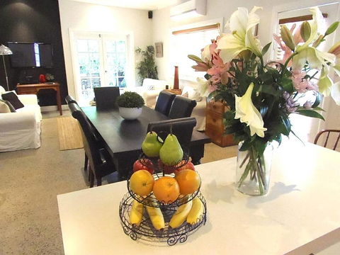YSG The Edward Townhouse 157 - Steps To Town - Holiday Adelaide 0