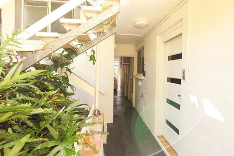 Yuengee Villas - Holiday Adelaide 2