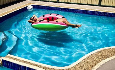 ZED MOTELS Tropical Gateway - Holiday Adelaide 1