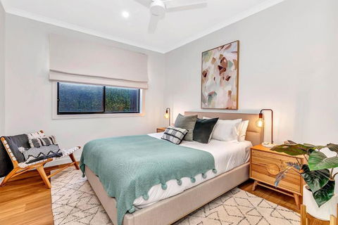 \'Brightly Brompton\' A Family Delight By The Park - Holiday Adelaide 3